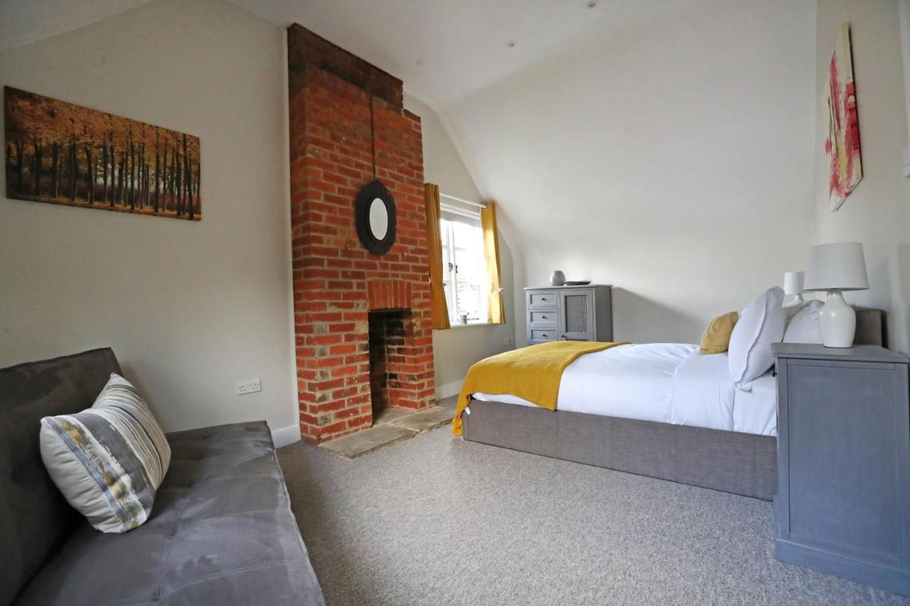 Hurtwood Hotel Peaslake Εξωτερικό φωτογραφία