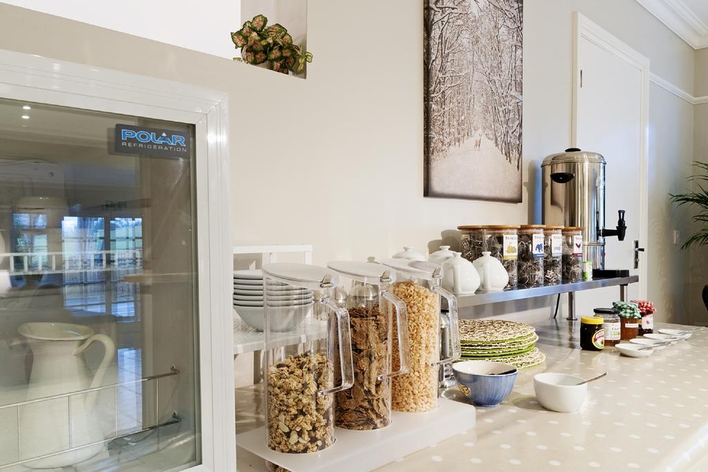 Hurtwood Hotel Peaslake Εξωτερικό φωτογραφία