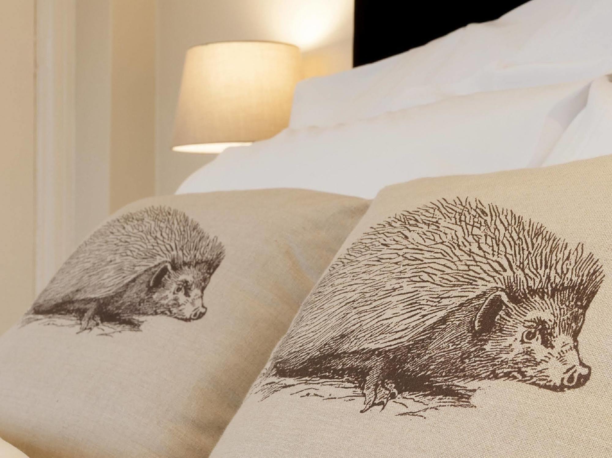 Hurtwood Hotel Peaslake Εξωτερικό φωτογραφία